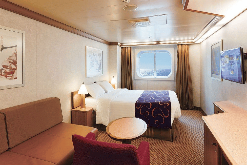 quarto com janela vista para o mar costa diadema