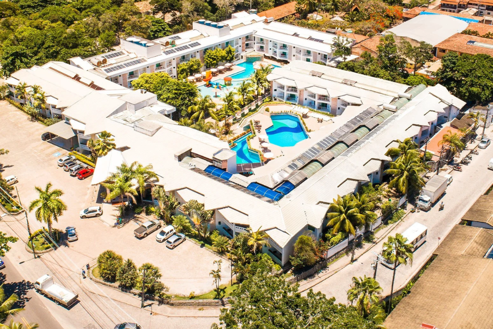 Vista aérea piscina Portal Beach Hotel